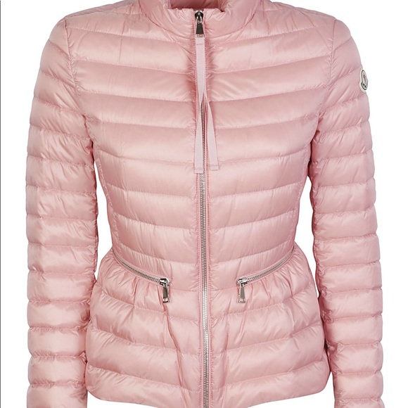 moncler agate short quilted puffer jacket